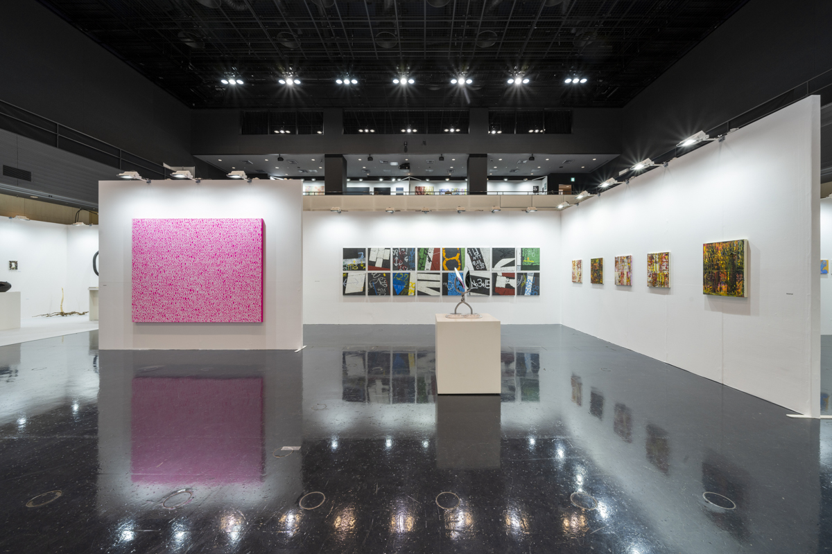 Installation view, artwork, left to right: baanai; Takuro Tamura