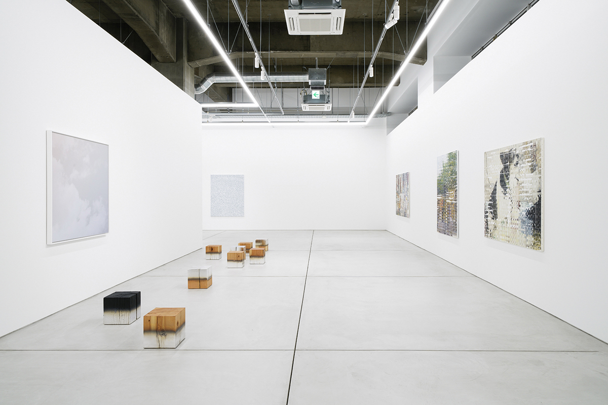 Installation view, left to right :artwork: Miya ando, baanai, Shiori Tono